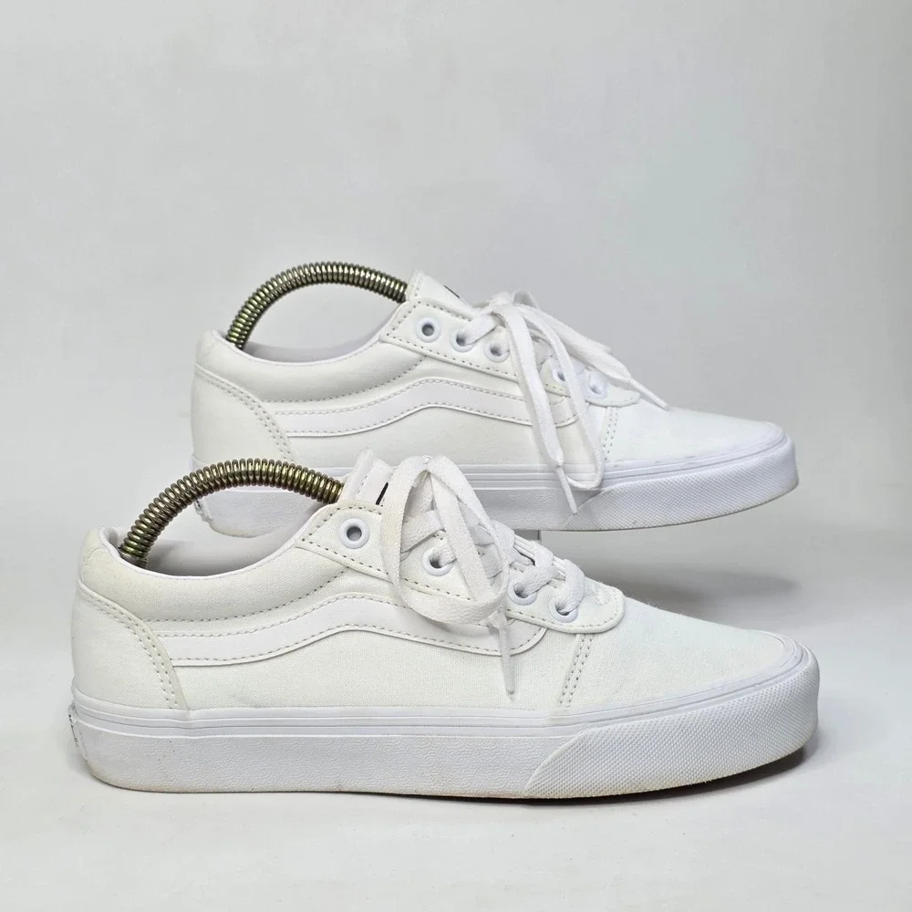 Vans Ward Sneakers Womens Size 7 White Canvas Casual Skate Low Top Classic Shoes